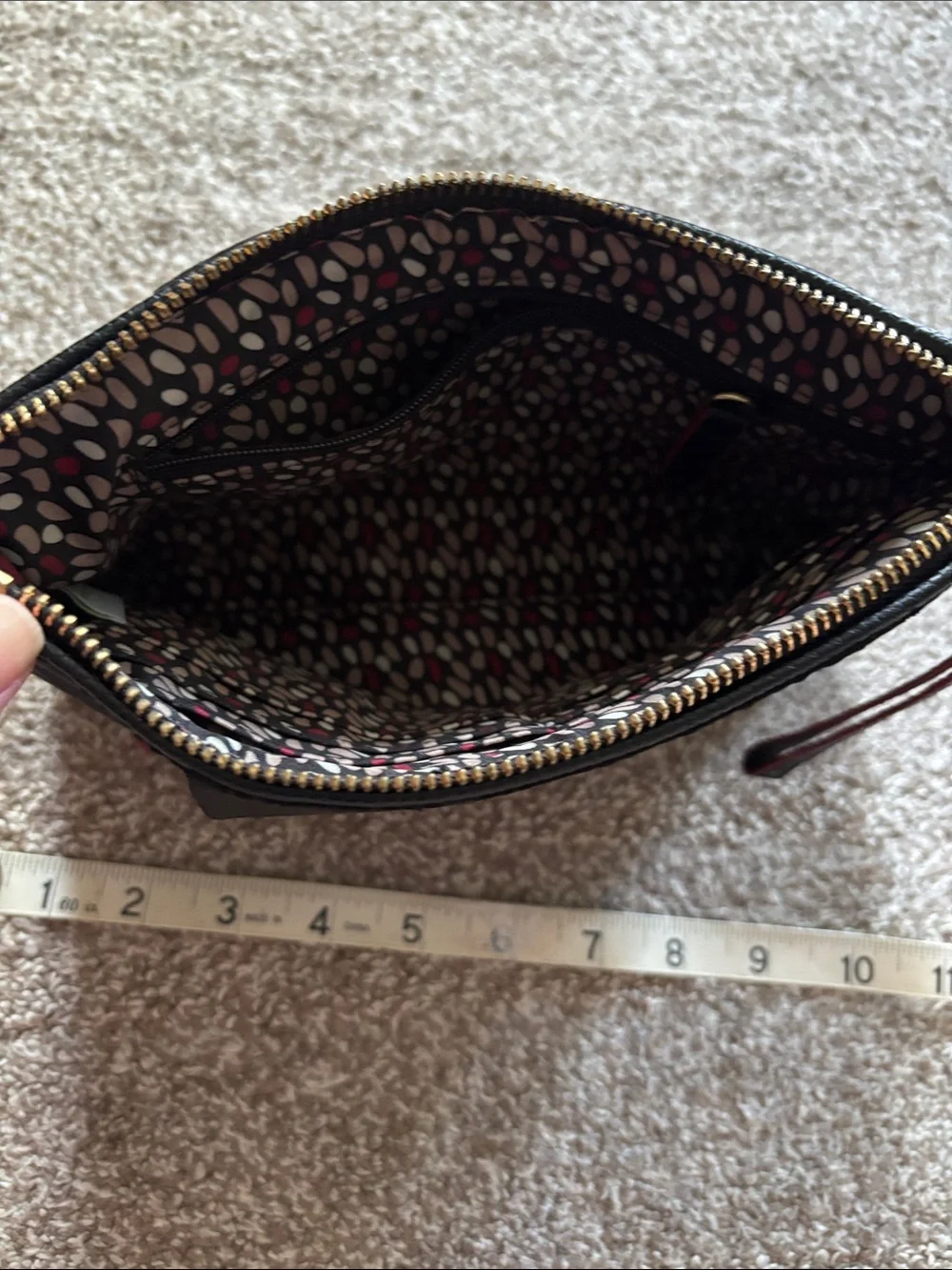 Vera Bradley sleek vera